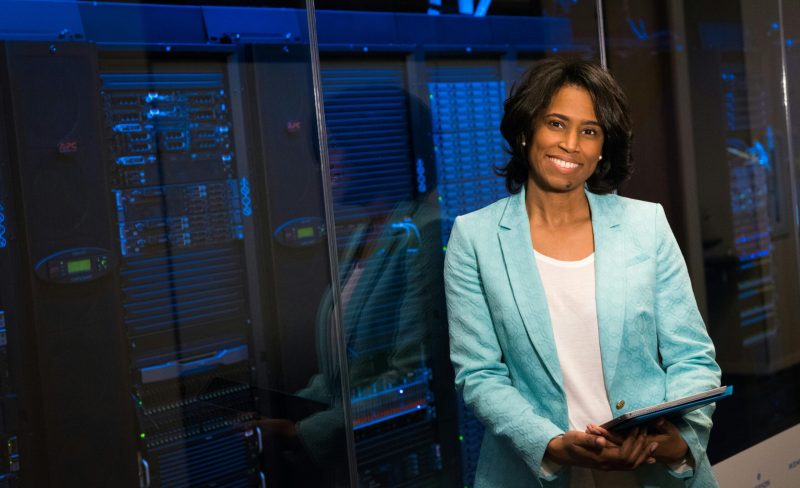 pexels-divinetechygirl-1181336